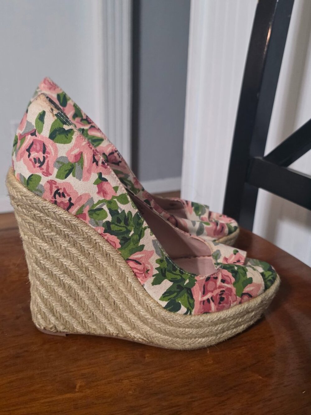 Besty Johnson Peep Toe Platform Heels- Size 9